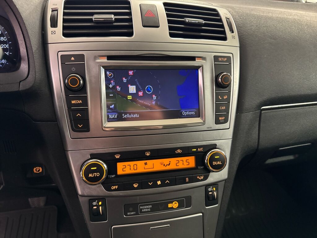 Toyota Avensis 2012 Sininen