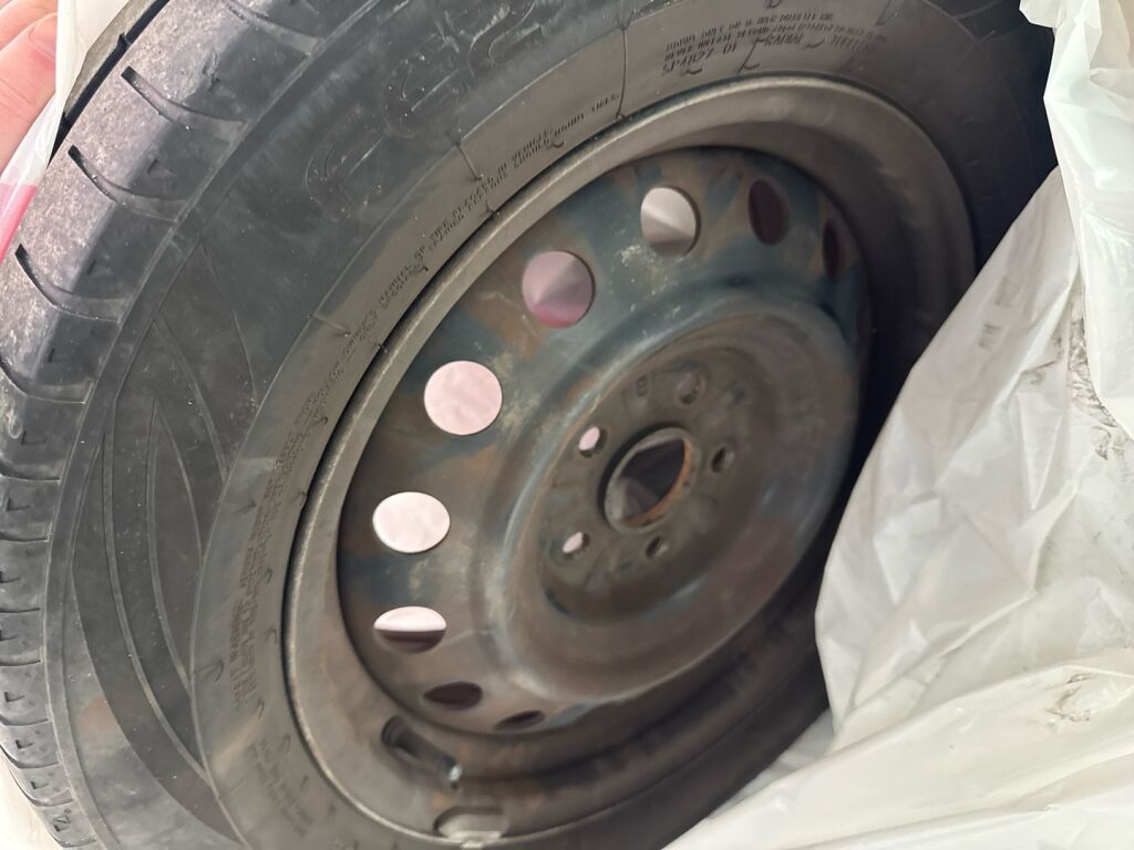 Toyota Avensis 2012 Sininen