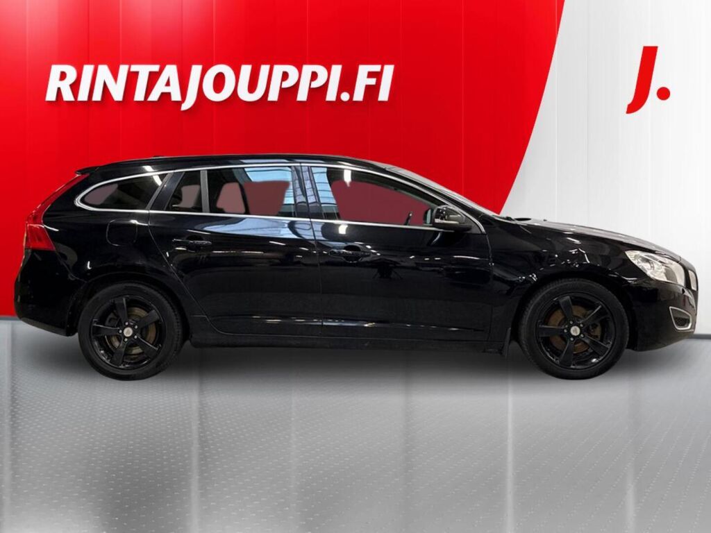 Volvo V60 2012 Musta