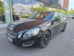 Volvo V60 2012 Musta
