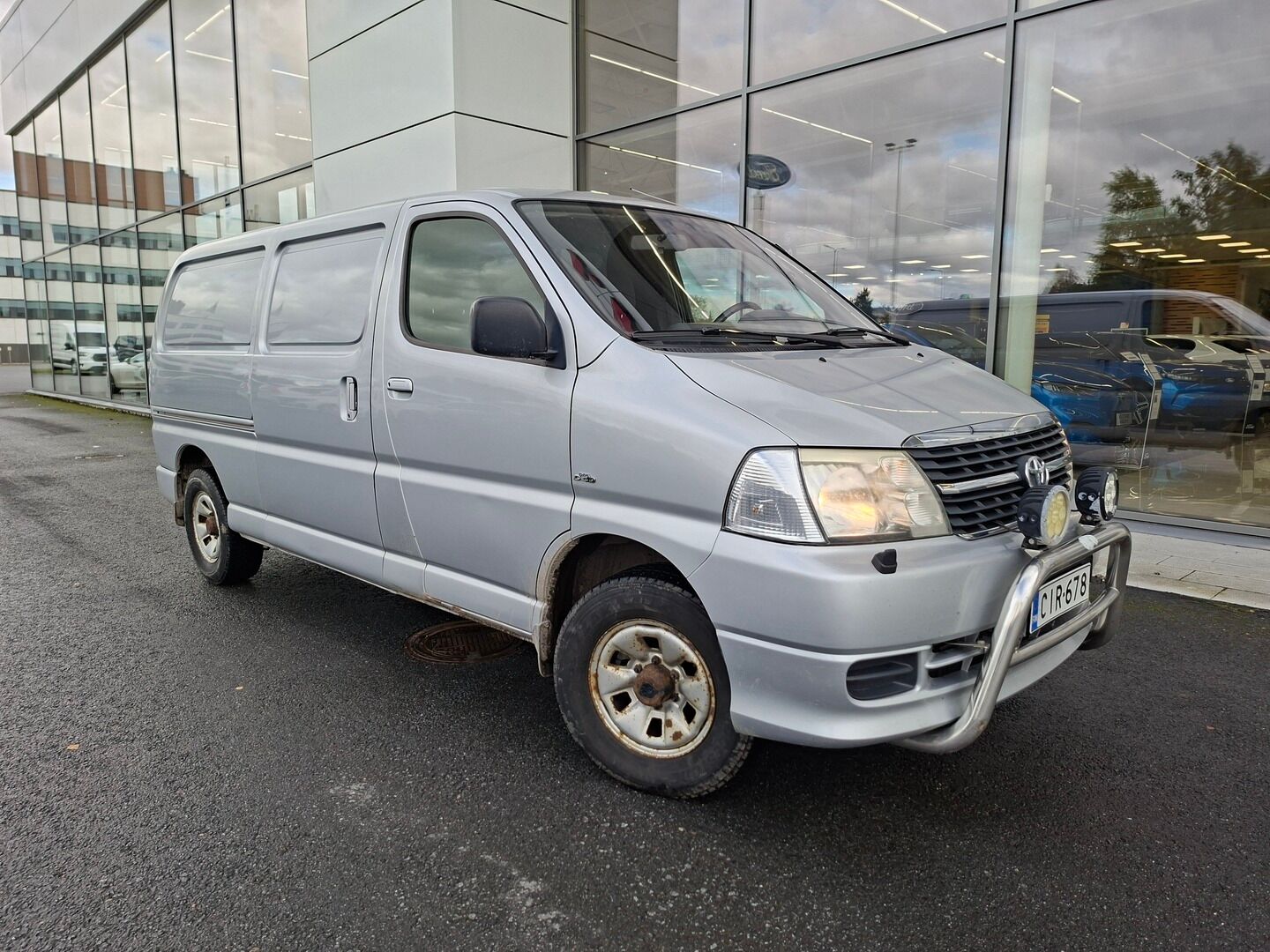 Toyota Hiace