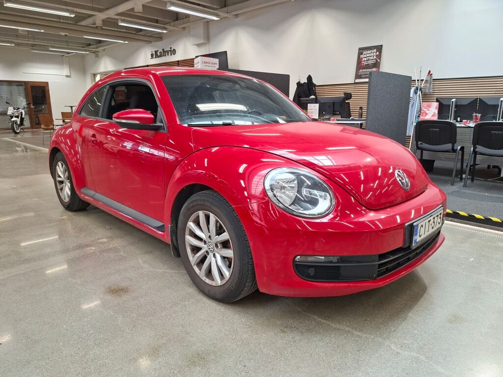 Volkswagen Beetle 2012 Punainen