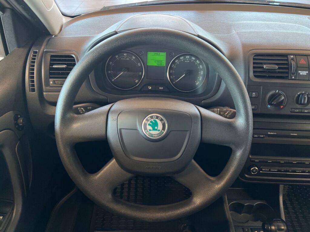 Skoda Fabia 2012 Met. ruskea (beige)