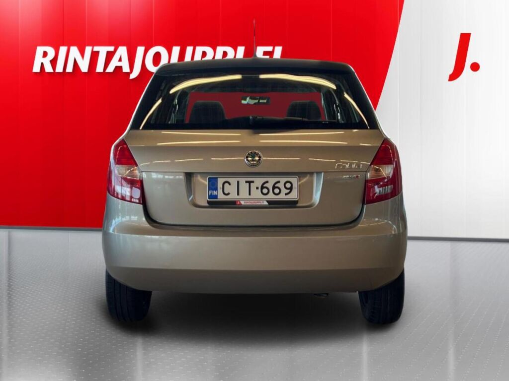 Skoda Fabia 2012 Met. ruskea (beige)