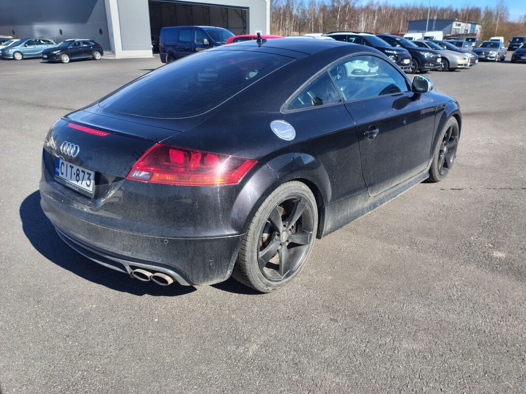 Audi TTS 2012 Musta