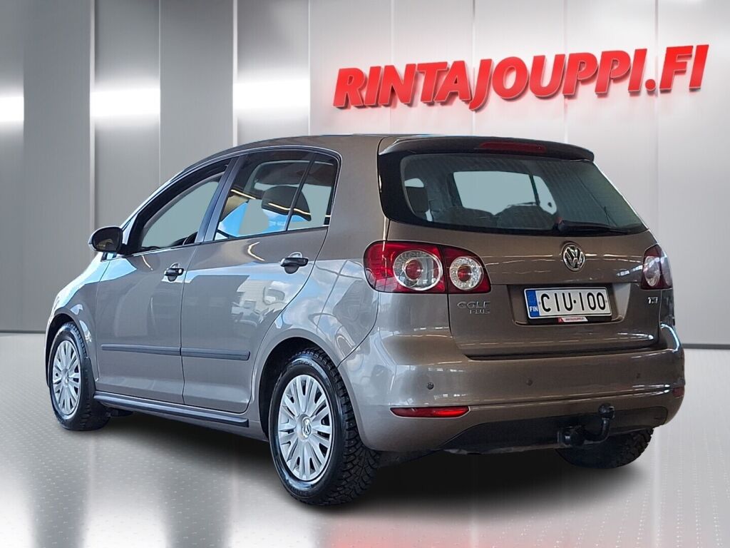 Volkswagen Golf Plus 2012 Ruskea (beige)