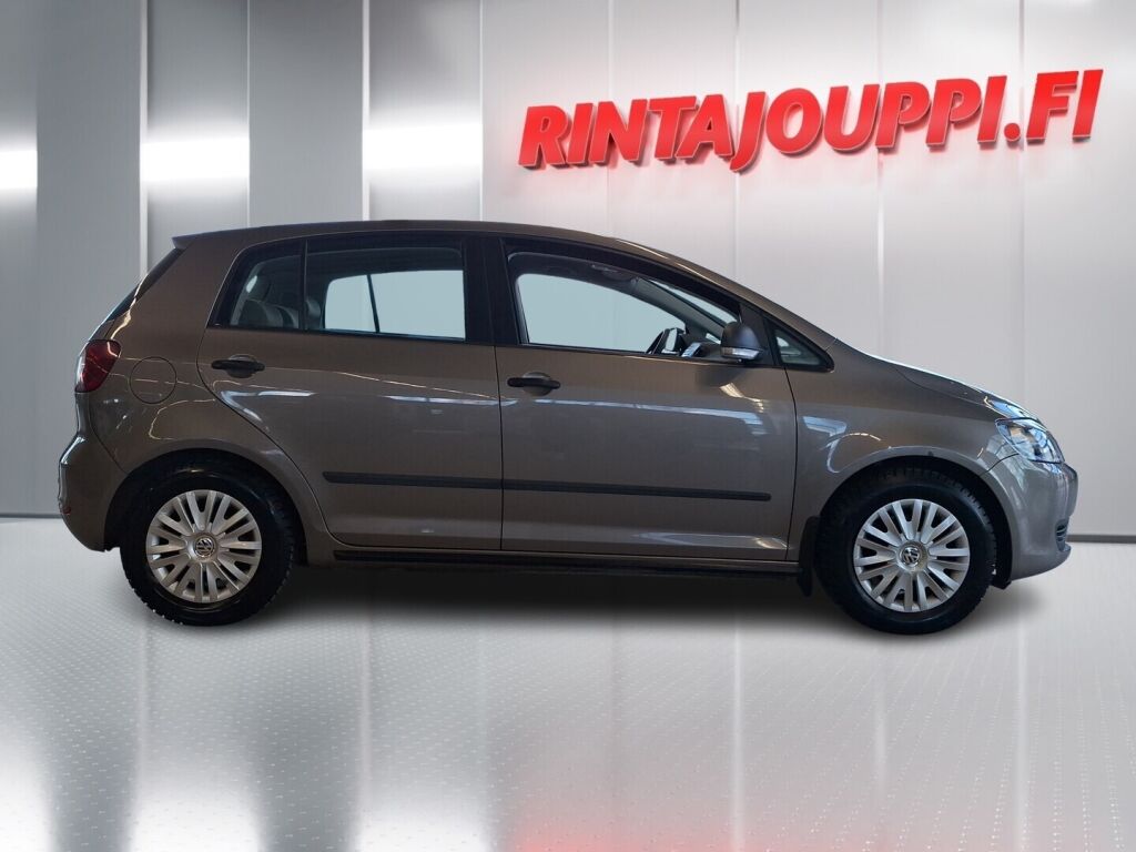 Volkswagen Golf Plus 2012 Ruskea (beige)