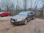 Volvo V70 2012 Ruskea (beige)