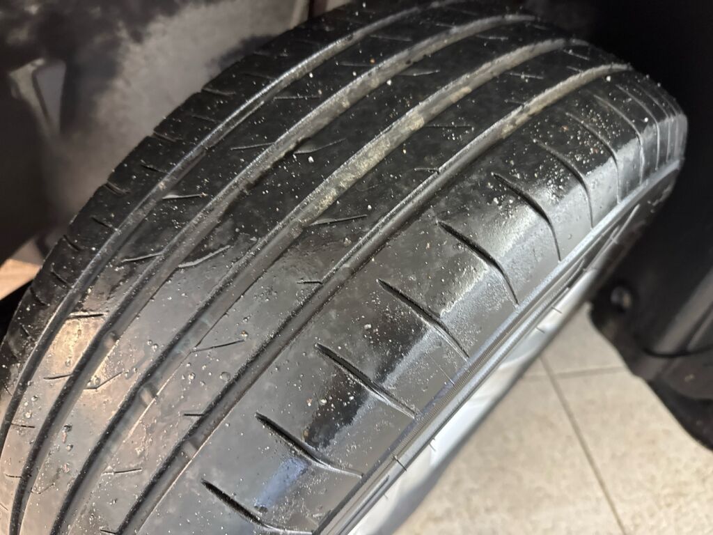 Skoda Yeti 2012 Punainen