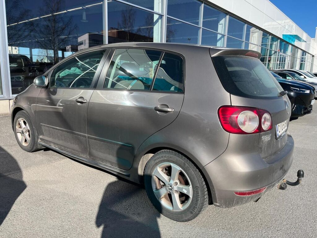 Volkswagen Golf Plus 2012 Ruskea (beige)