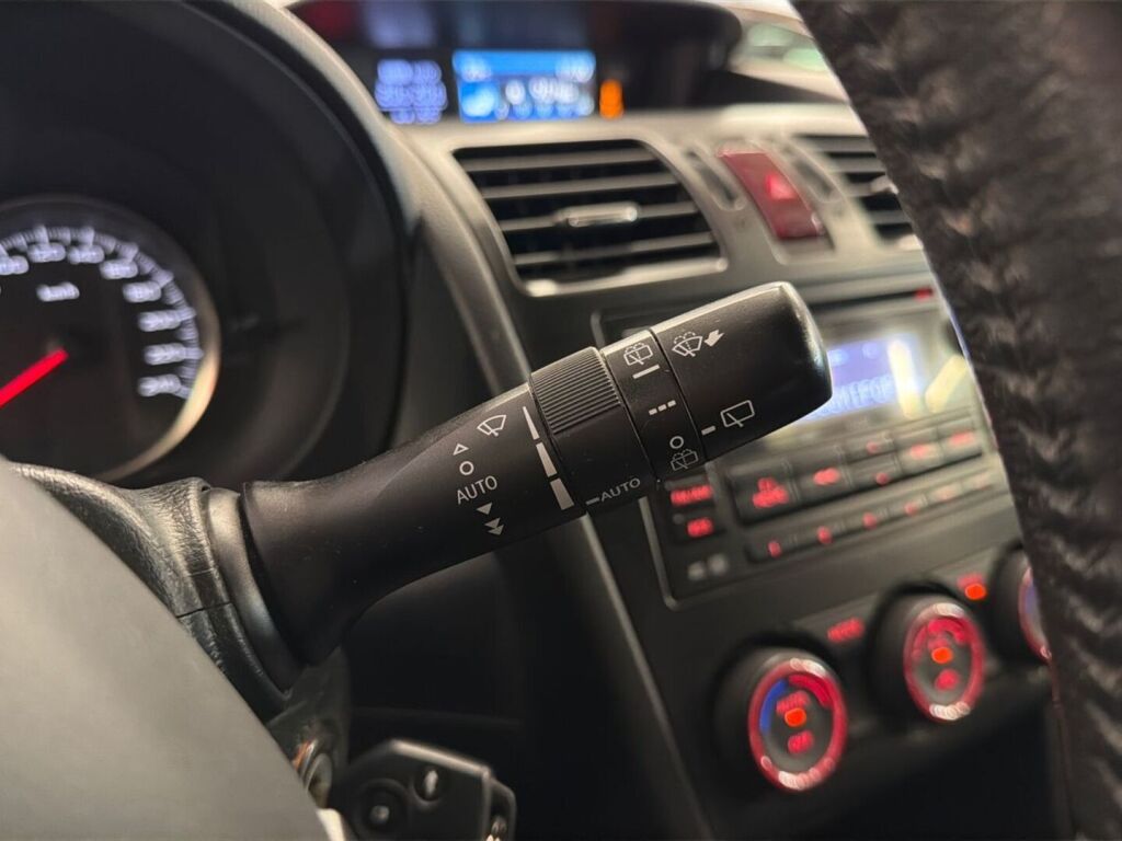 Subaru XV 2012 Musta