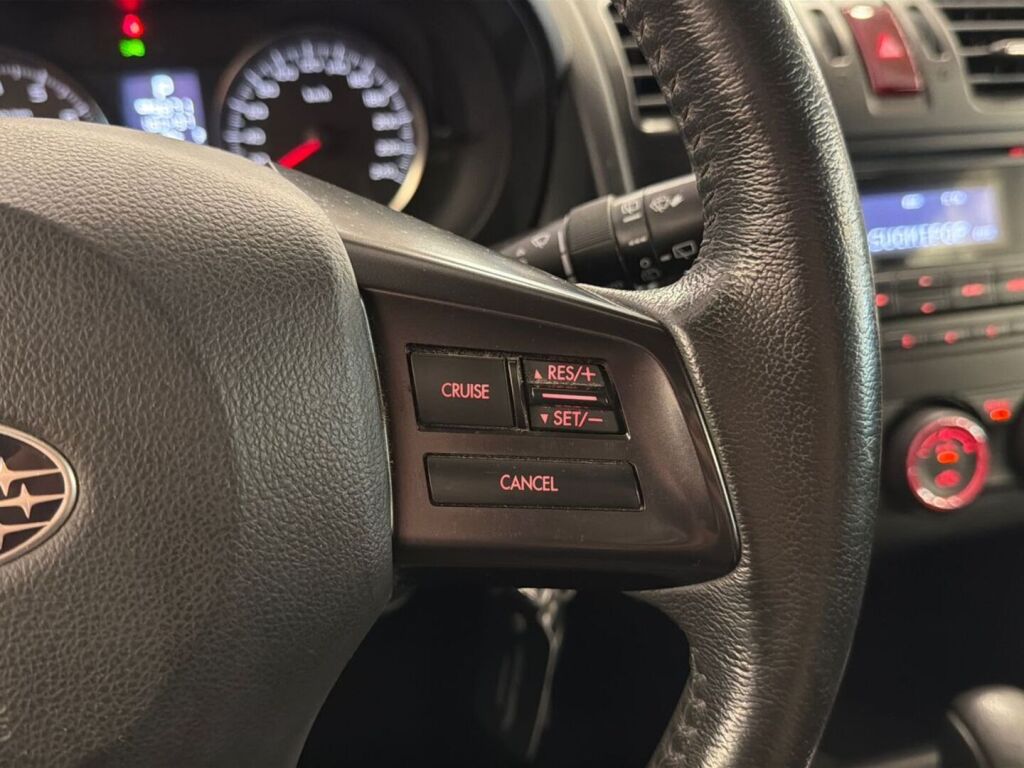 Subaru XV 2012 Musta