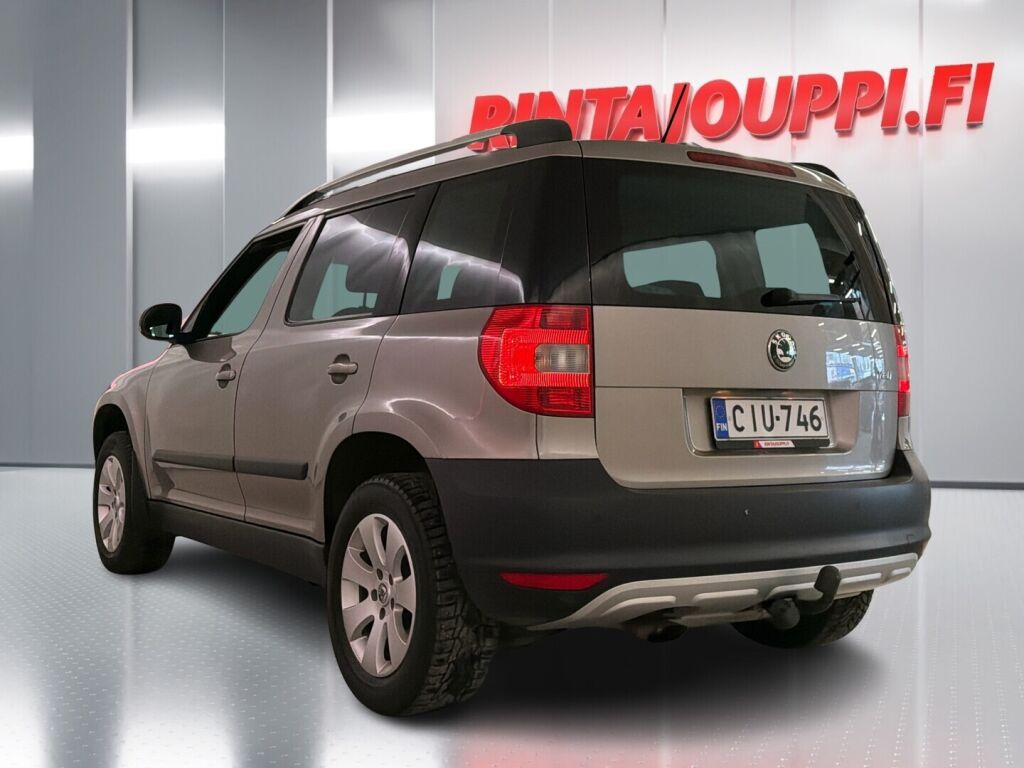 Skoda Yeti 2012 Ruskea (beige)