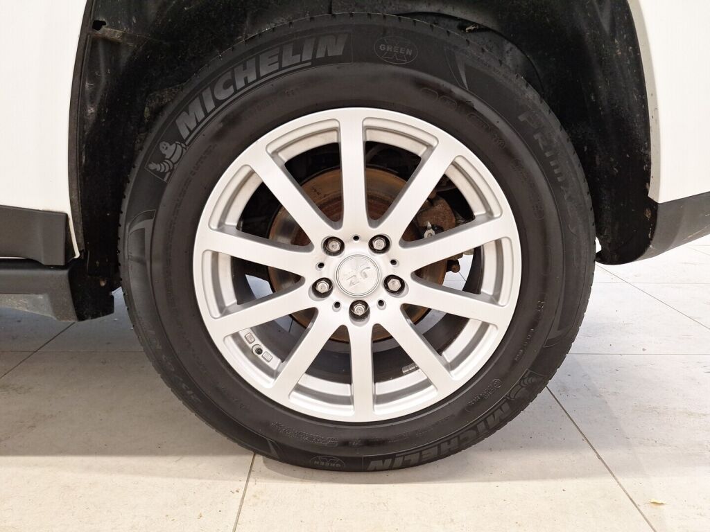 Jeep Compass 2012 Valkoinen