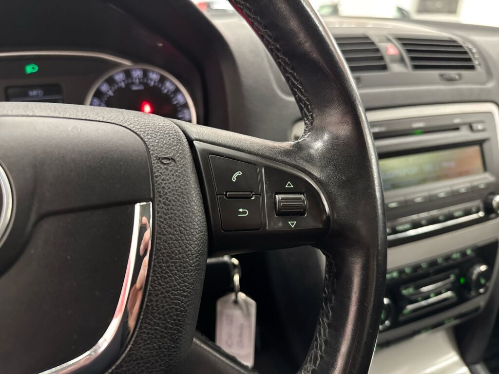 Skoda Octavia 2012 Hopea