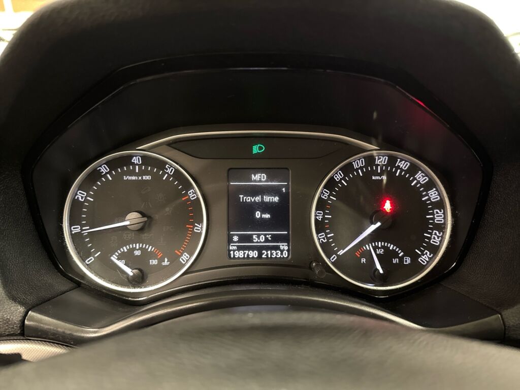 Skoda Octavia 2012 Hopea