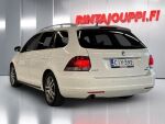 Volkswagen Golf 2012 Valkoinen