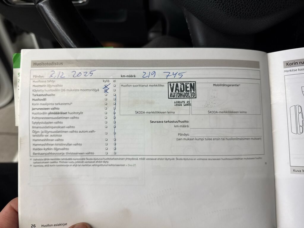 Skoda Superb 2012 Valkoinen