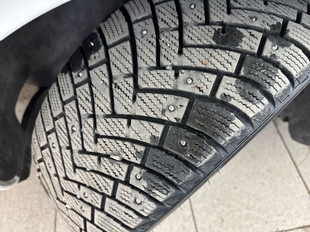 Skoda Superb 2012 Valkoinen