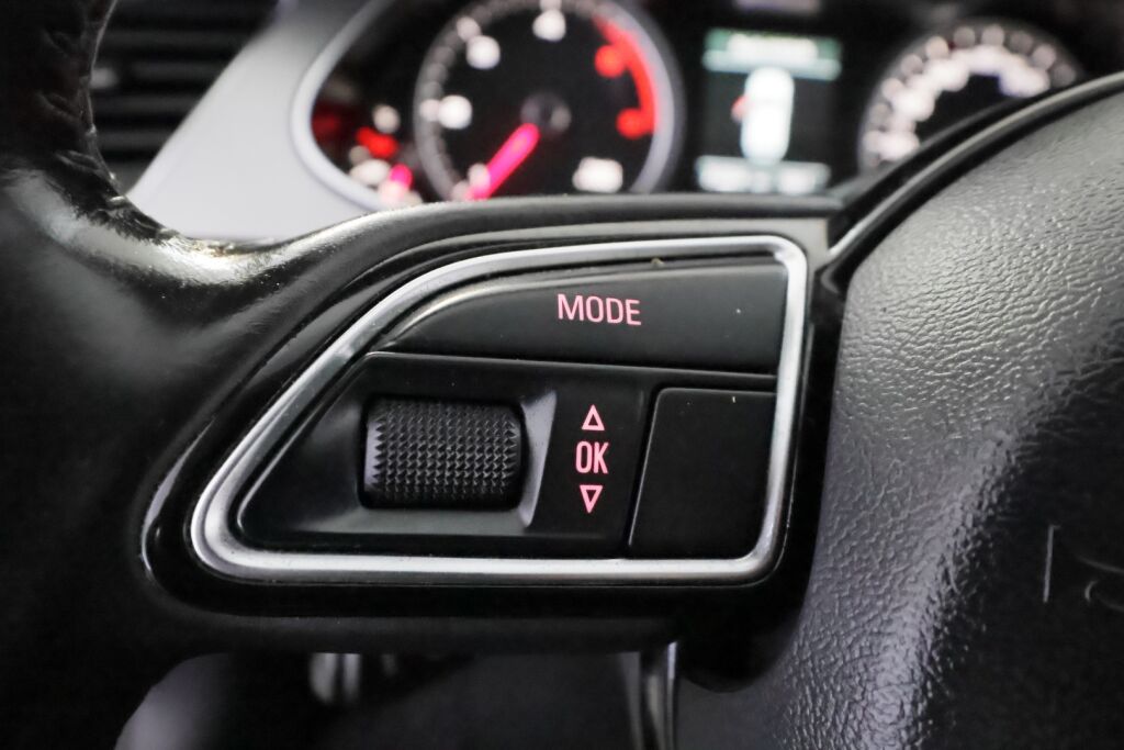 Audi A4 allroad quattro 2012 Valkoinen