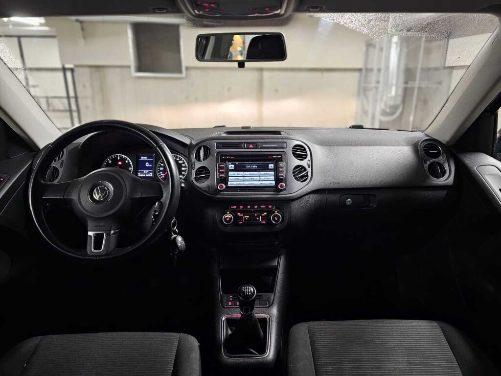 Volkswagen Tiguan 2012 Sininen