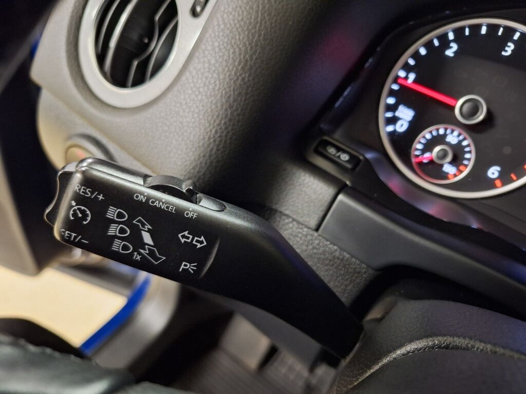 Volkswagen Tiguan 2012 Sininen