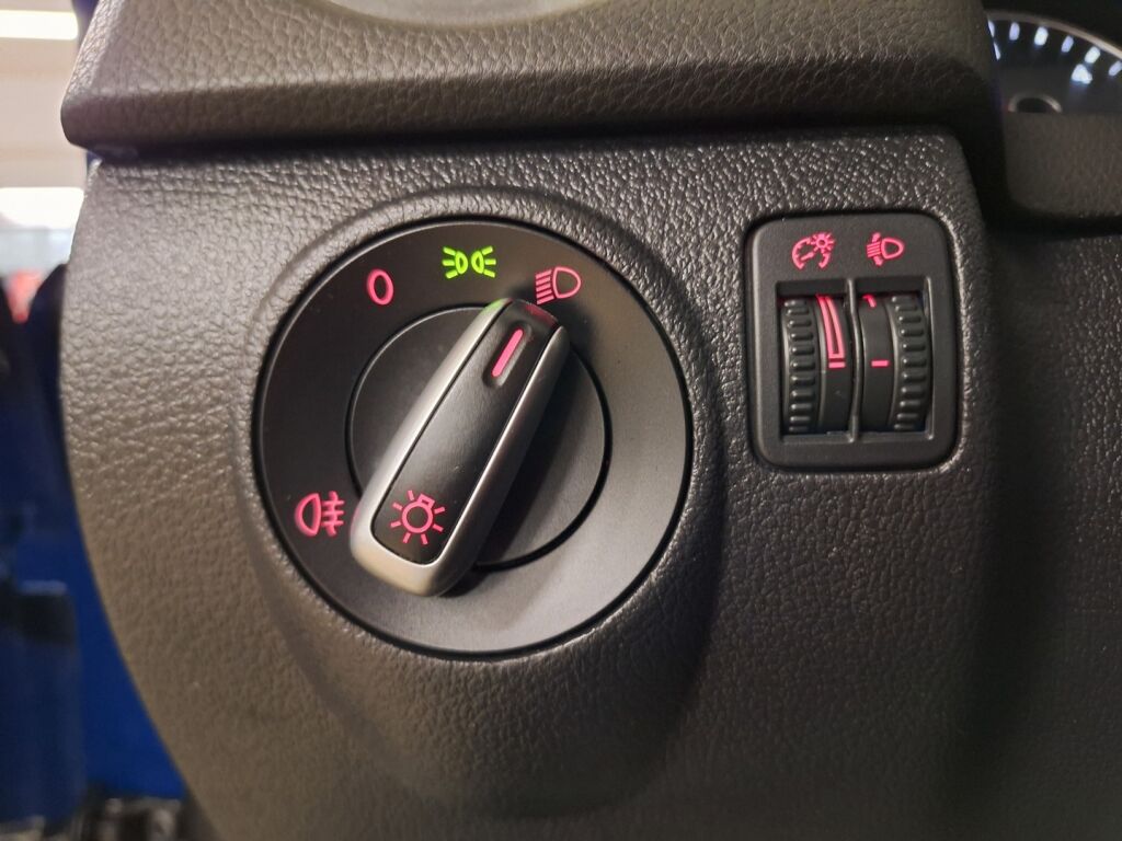 Volkswagen Tiguan 2012 Sininen