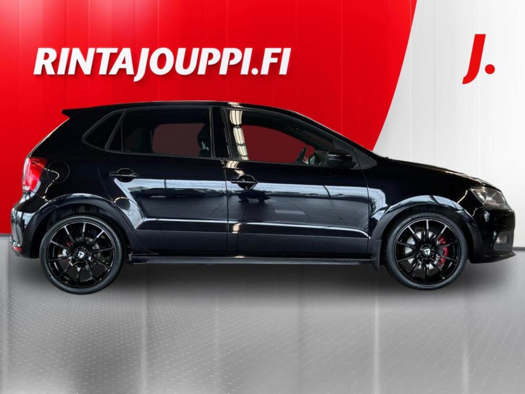 Volkswagen Polo 2012 Musta