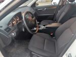 Mercedes-Benz C 2011 Valkoinen