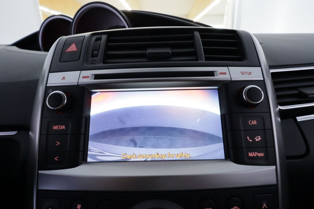 Toyota Verso 2013 Harmaa