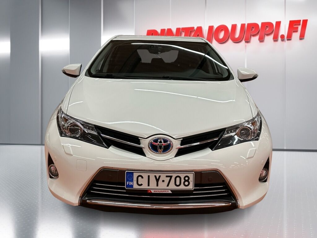 Toyota Auris 2013 Valkoinen