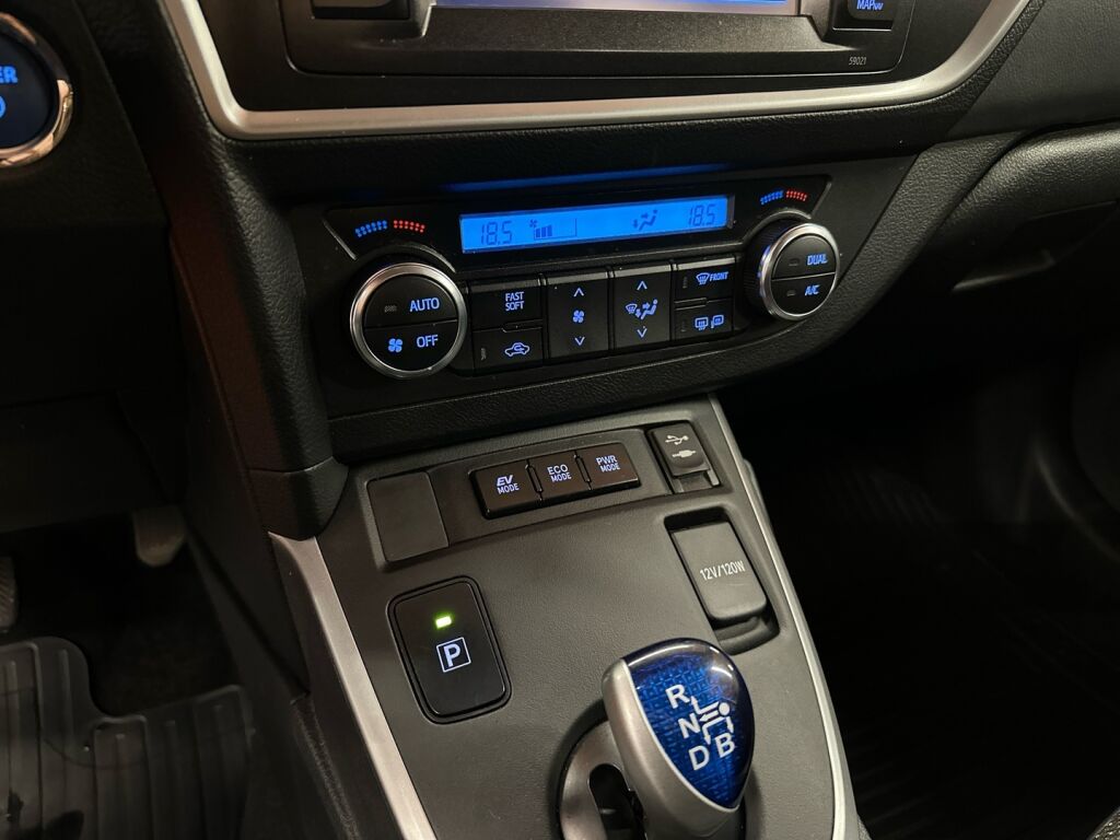 Toyota Auris 2013 Valkoinen