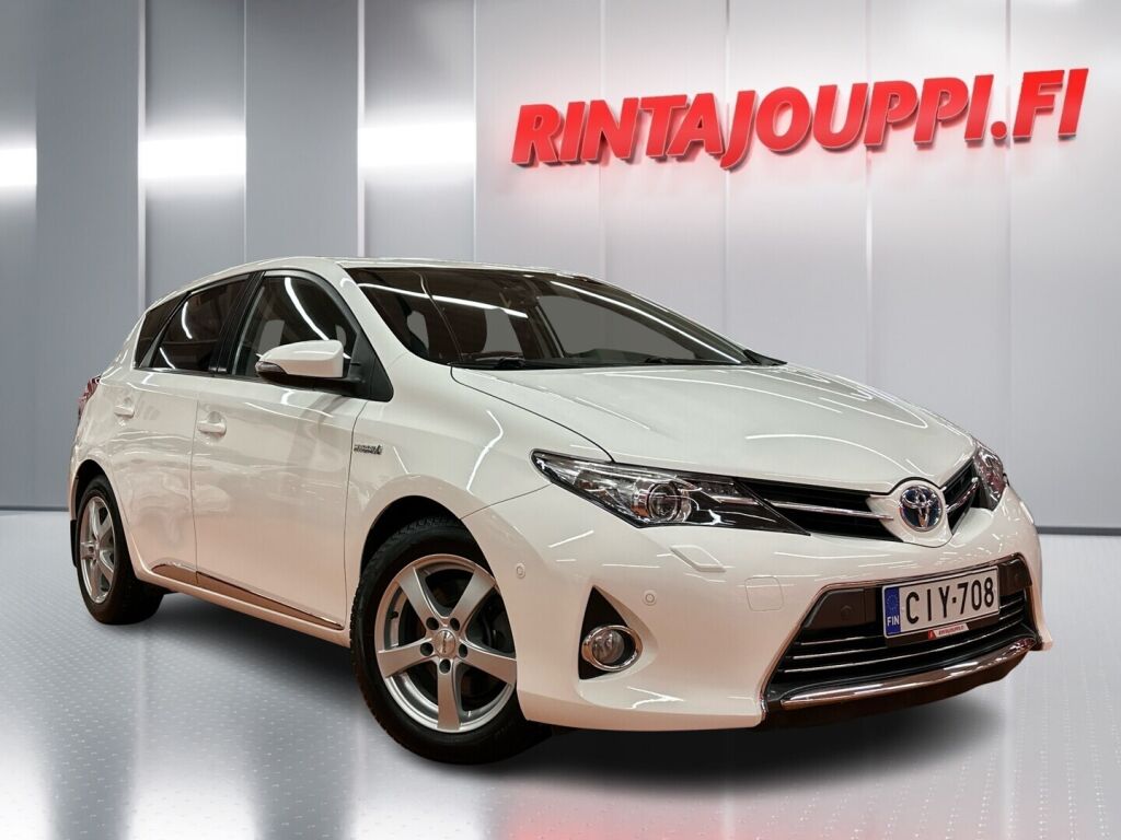 Toyota Auris 2013 Valkoinen
