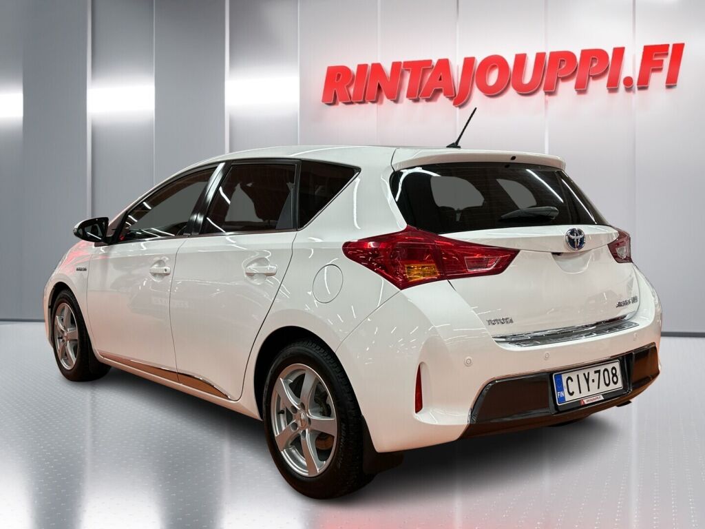 Toyota Auris 2013 Valkoinen