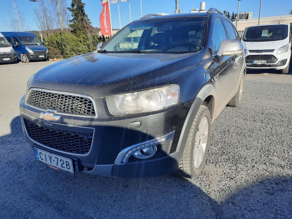 Chevrolet Captiva 2014 Musta