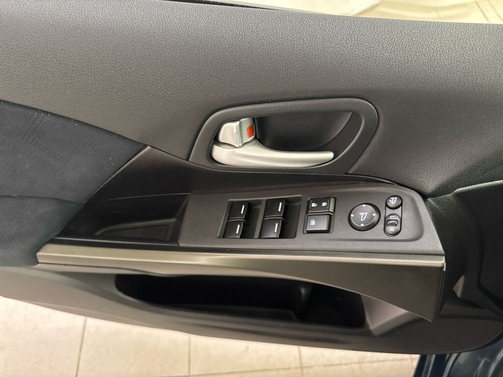 Honda Civic 2014 Vihreä