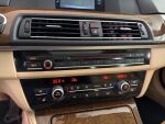 BMW 530 2013 Ruskea (beige)