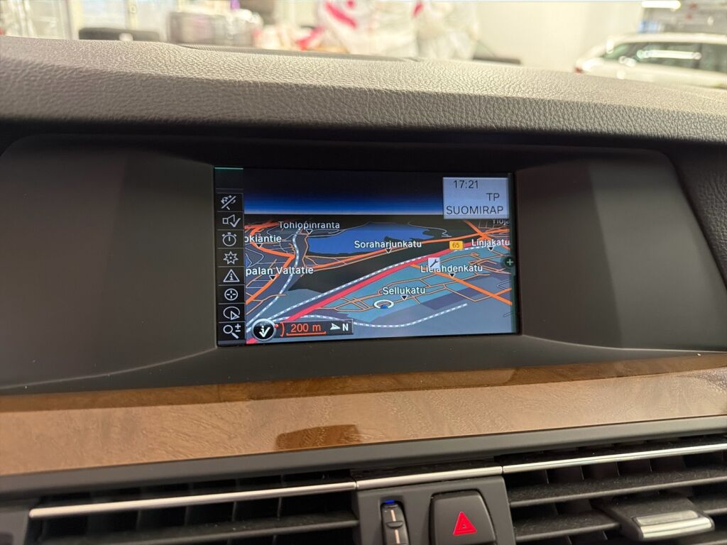 BMW 530 2013 Ruskea (beige)