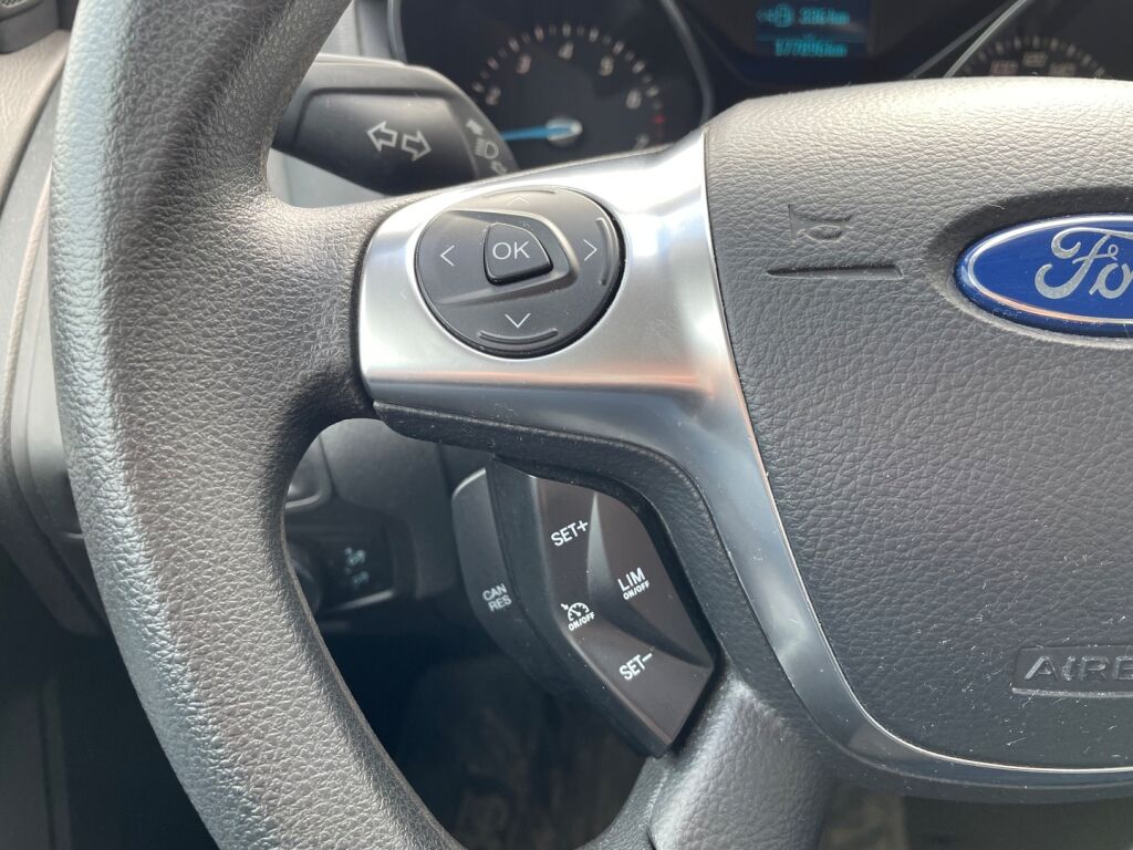 Ford Focus 2013 Harmaa