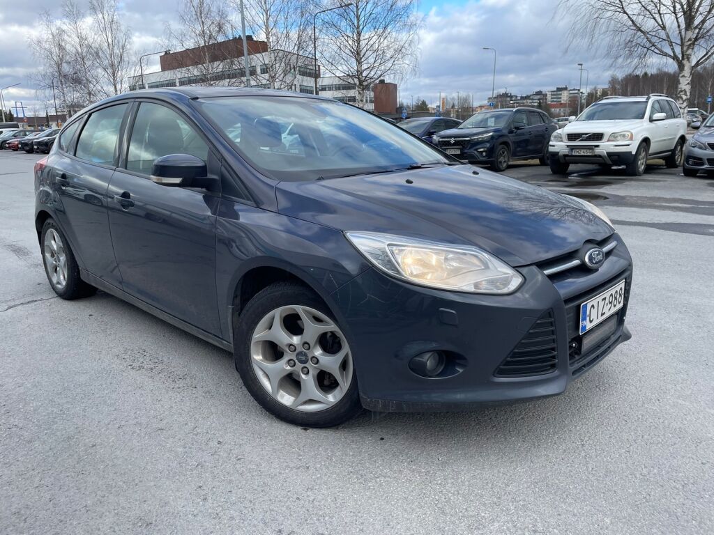 Ford Focus 2013 Harmaa