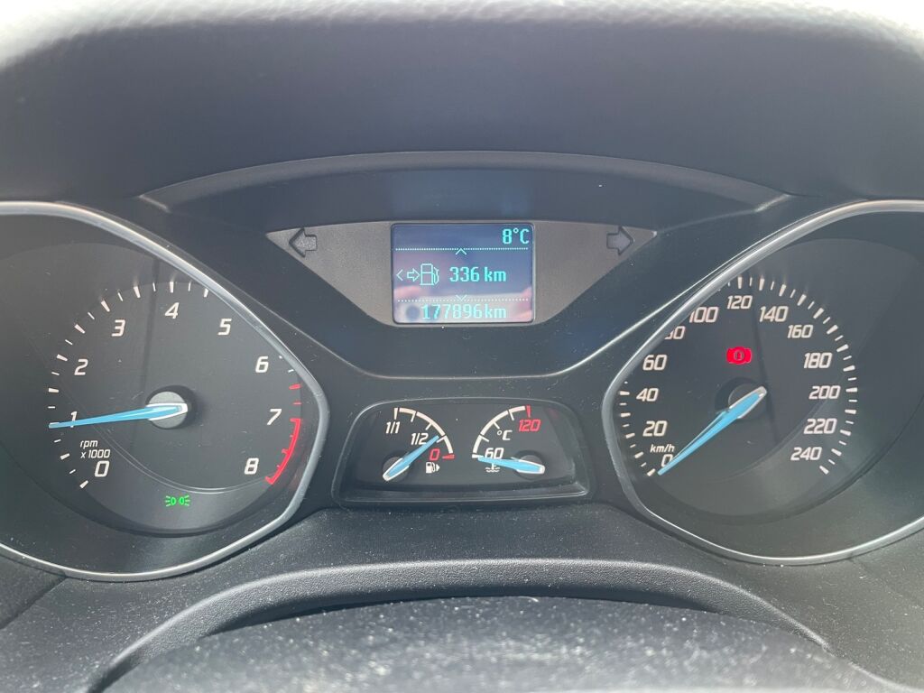 Ford Focus 2013 Harmaa