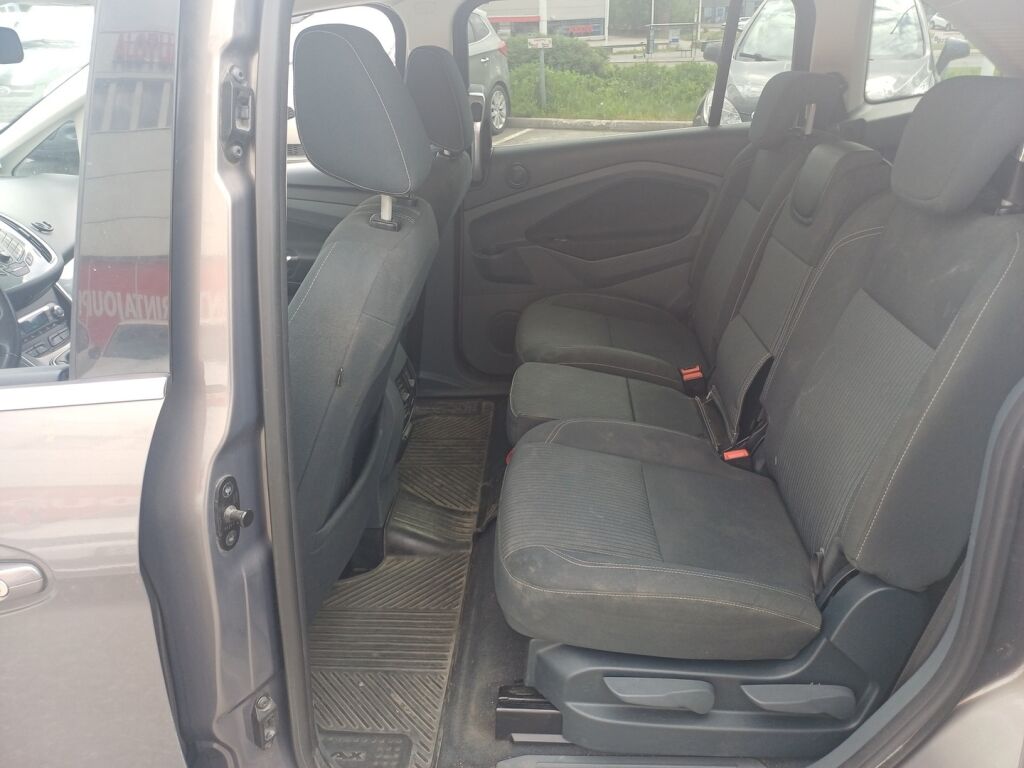Ford Grand C-Max 2013 Ruskea (beige)