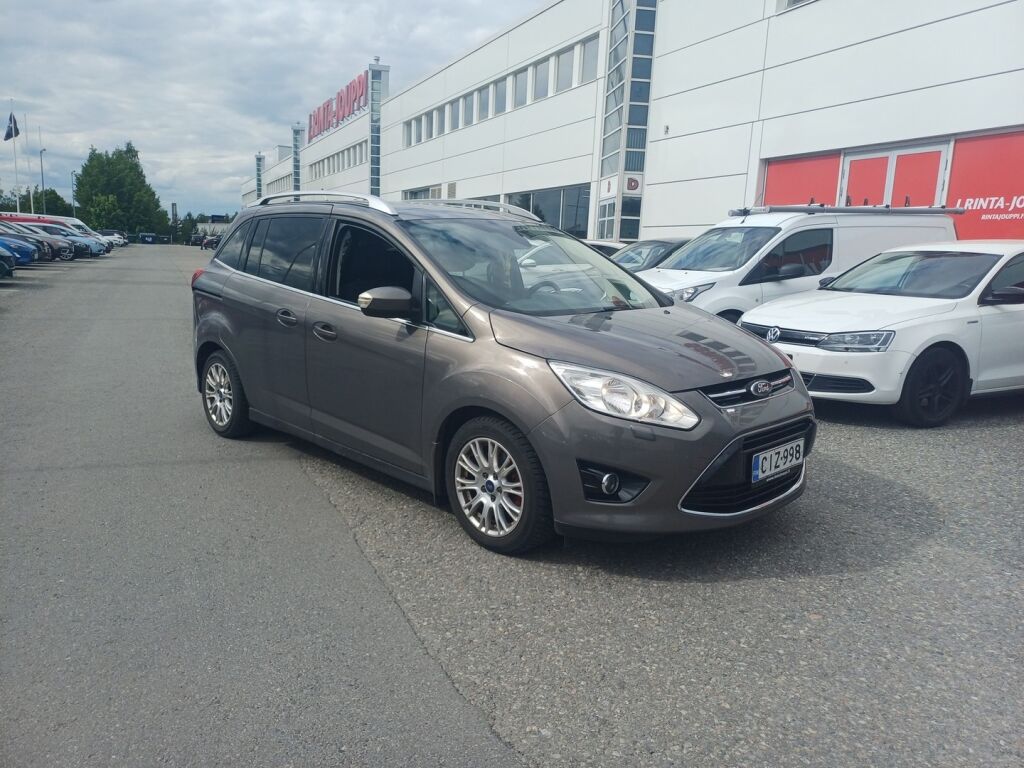 Ford Grand C-Max 2013 Ruskea (beige)