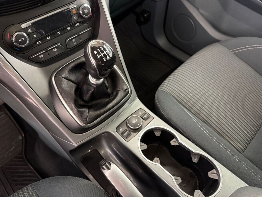 Ford Grand C-Max 2013 Ruskea (beige)