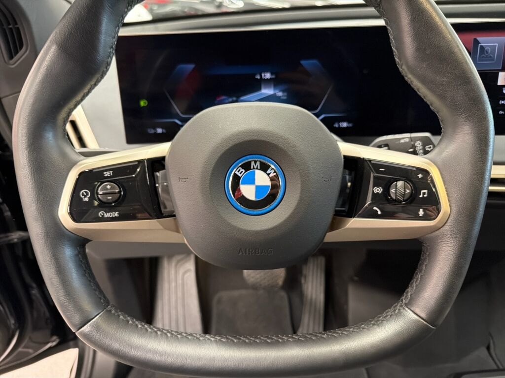 BMW iX 2022 