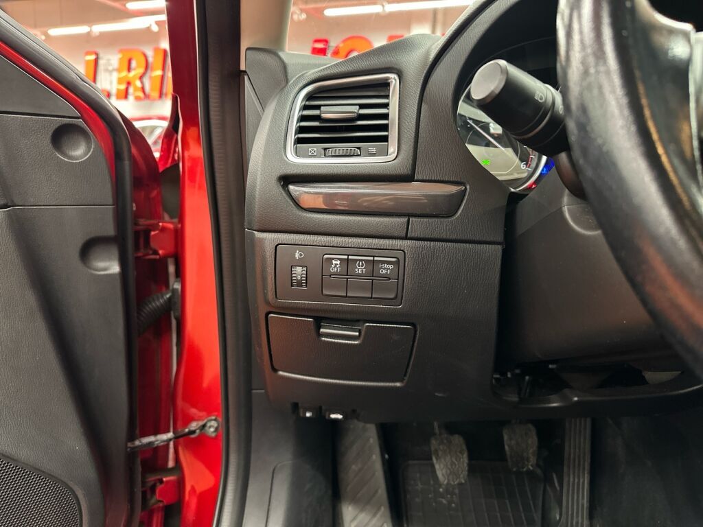 Mazda Mazda6 2013 Punainen