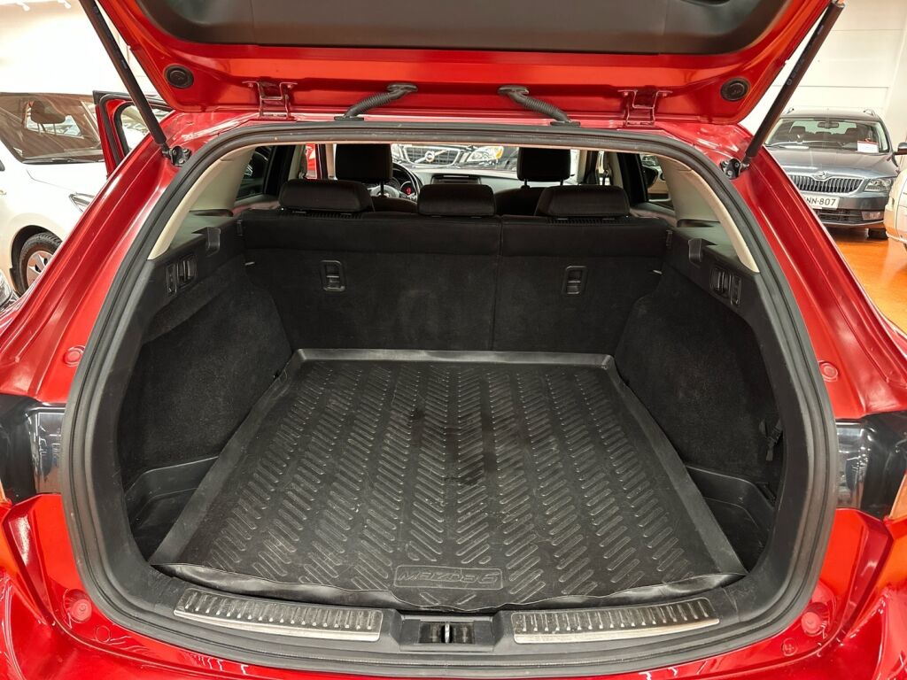 Mazda Mazda6 2013 Punainen