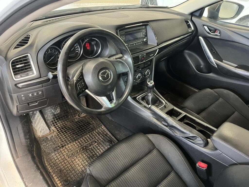 Mazda Mazda6 2014 Valkoinen