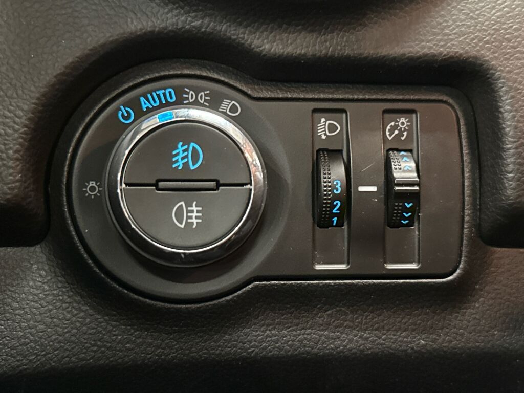 Chevrolet Trax 2013 Punainen