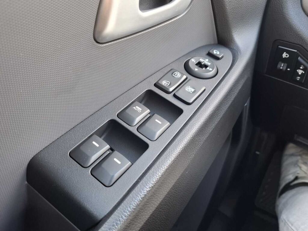 Kia Sportage 2014 Musta